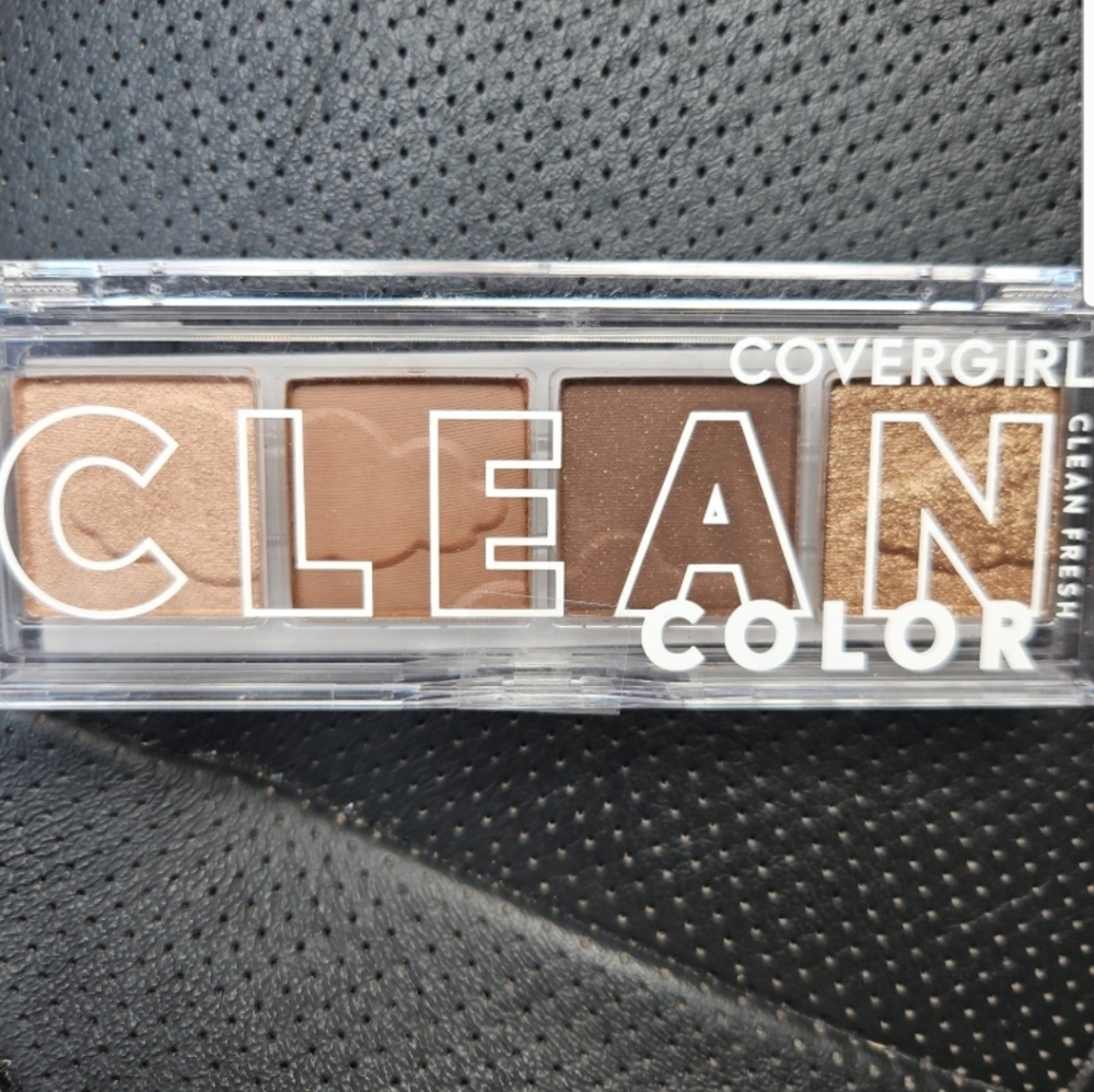 NWT Cover Girl Clean Color